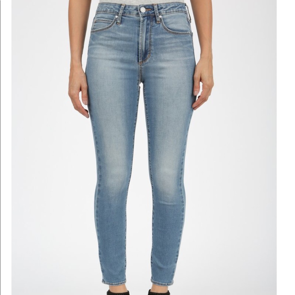 ARTICLES OF SOCIETY distressed skinny size 27